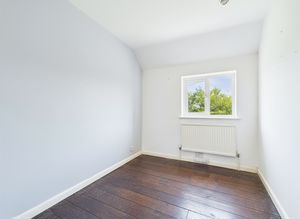 Bedroom- click for photo gallery